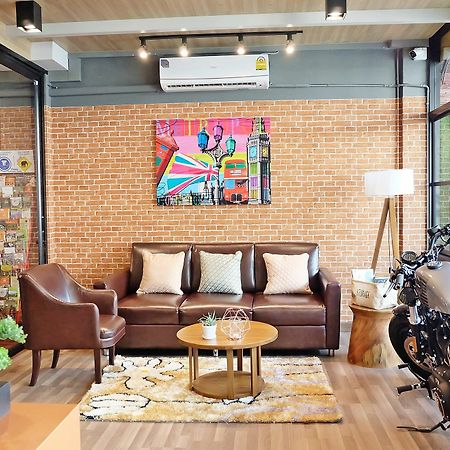 Sleep Airport Chiang Mai Bed & Breakfast Exterior foto