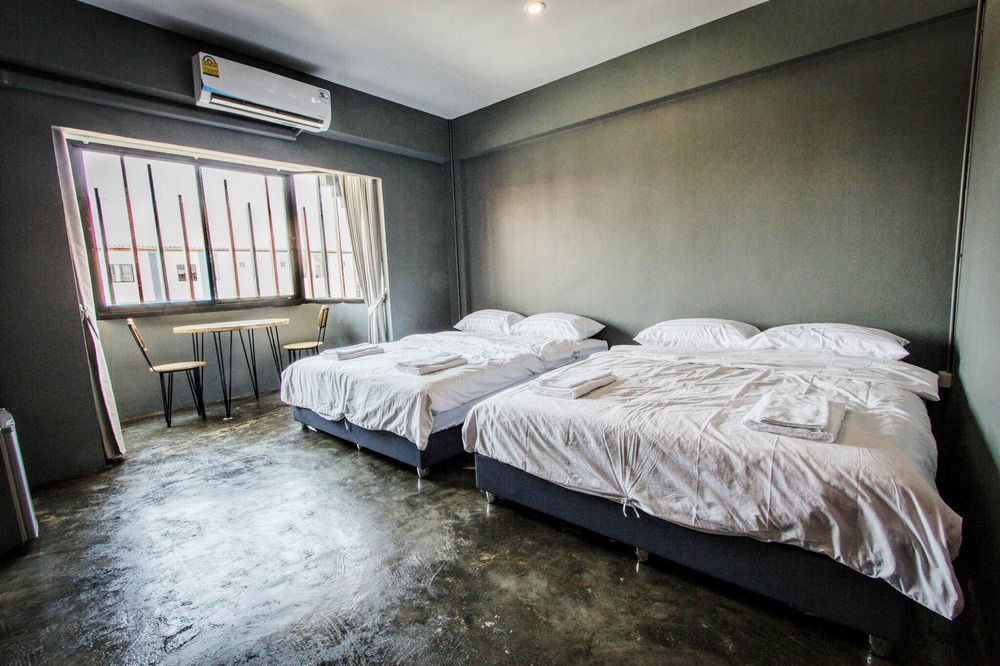Sleep Airport Chiang Mai Bed & Breakfast Exterior foto