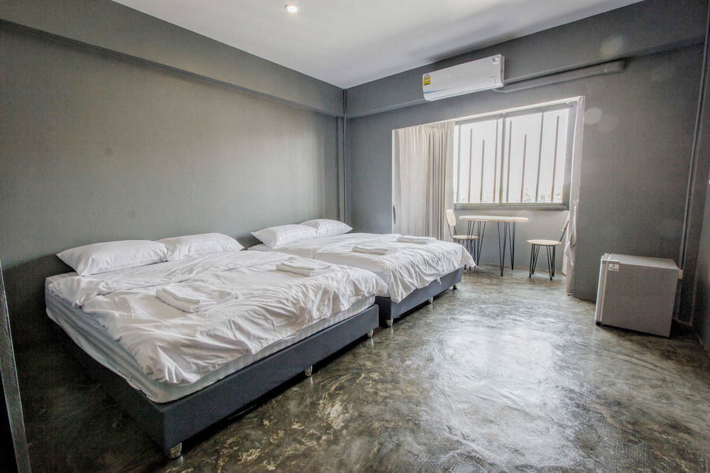 Sleep Airport Chiang Mai Bed & Breakfast Exterior foto