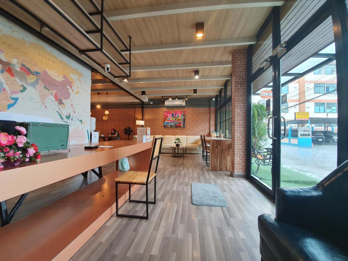 Sleep Airport Chiang Mai Bed & Breakfast Exterior foto